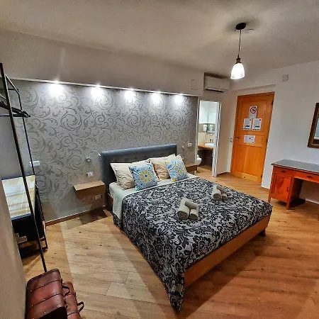 L&p Bed and Breakfast Cefalù