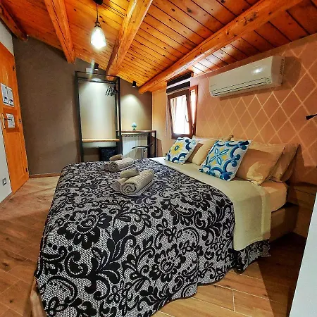 Oda ve Kahvaltı L&p Cefalù