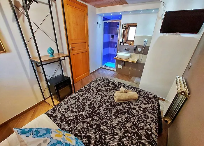 L&p 住宿加早餐酒店 切法卢