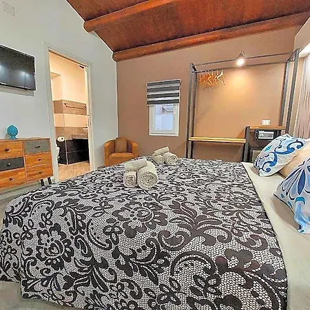 L&p Bed and Breakfast