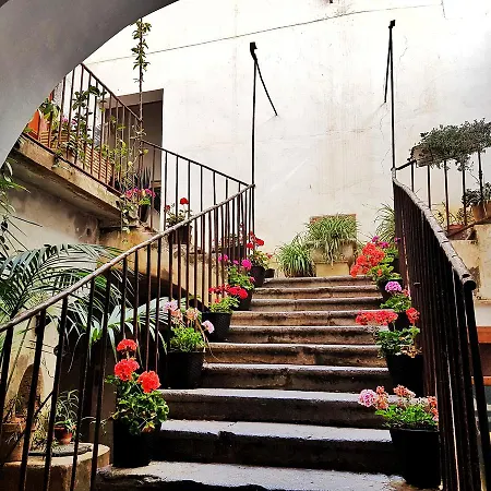 L&p Cefalù