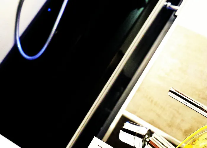 فندق مبيت وإفطار L&p تْشيفالو